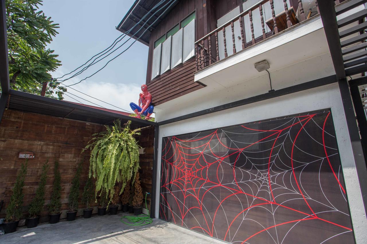 Sleep With You - Hatch Co-Living And Co-Working Space Chiang Mai Bagian luar foto