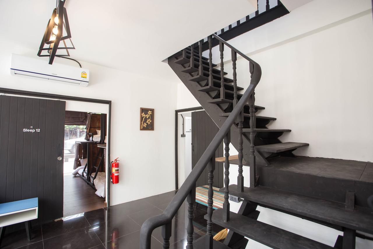 Sleep With You - Hatch Co-Living And Co-Working Space Chiang Mai Bagian luar foto